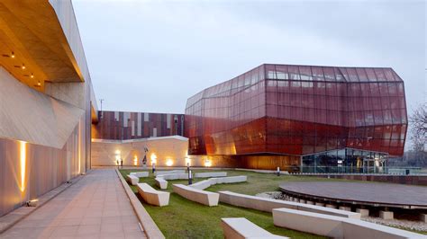 Copernicus Science Centre - look up the stars - Warsaw Guide