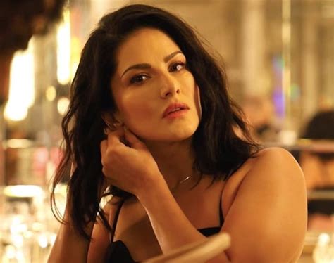 Sunny Leone Spotted In Action While Shooting For Condom Brand See Hot And Stunning Pics