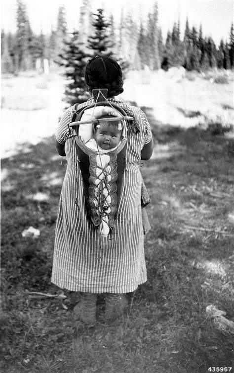 435967 Native American Baby On Mothers Back Columbia Nf Wa 1937