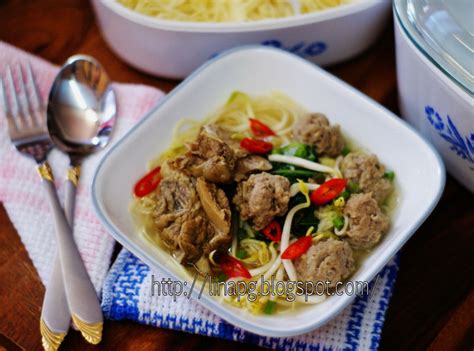 Mencuba sesuatu yg baru untuk berbuka puasa.nampak resepi ni lalu lalang kawan2 dok share kat fb, kita pun share jugak la.bila tgk resepi beef stew ni sangat mudah dan bahan2 pun semua ada.ptg tu terus on.saya menggunakan daging pejal+daging tetel. Resepi Bakso Mudah Dan Sedap - TERATAK MUTIARA KASIH