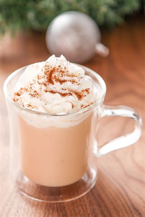 The introduction to this recipe was updated on august 18, 2020 to include remove tea bags then strain tea and discard spices. Easy 10 Minute Chai Tea Latte Recipe - Baking Beauty