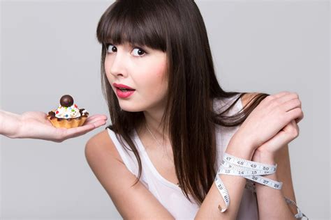 Craving Junk Food Heres How To Kick Your Cravings SmartShape Weight Loss Centre