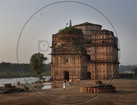Image Of Beautiful View Of Chaturbhuj Temple Orchha Madhya Pradesh