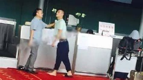 Hong Kong Star Edison Chen In Fight With Queue Jumper At Shanghai