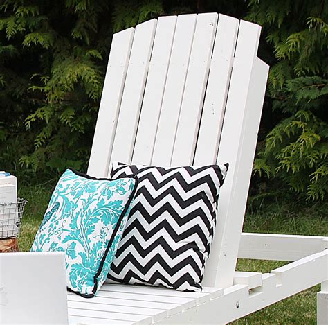 Favorite Wood Chaise Lounges Diy Outdoor Furniture