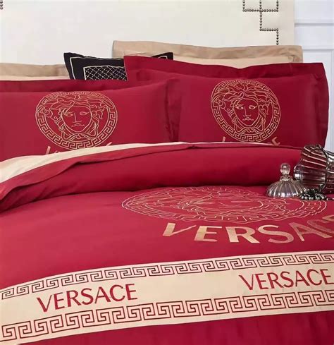 Match your king size bed sheets to your room's aesthetic by coordinating the wall stickers and sheets. Versace Bed Set Replica - Home Decorating Ideas & Interior ...