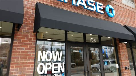 Chase Bank opens first Tallahassee branch near CollegeTown