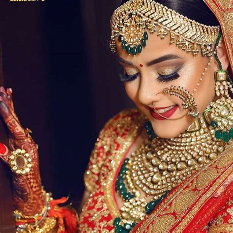 Our Favorite 51 Indian Bridal Makeup Looks In 2021 Indian Bridal