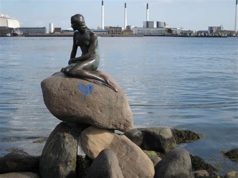 Euro Trek Copenhagen Dk Home Of The Little Mermaid A Part Of Your World