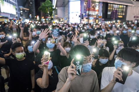Telling The Stories Of The Protests Here And In Hong Kong The New Yorker