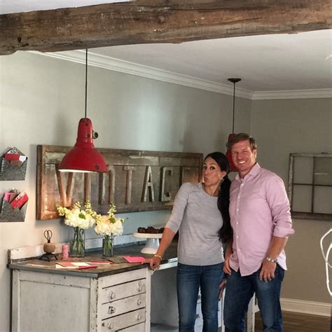 Fixer Uppers Chip And Joanna Gaines Extraordinary Life Story Herald