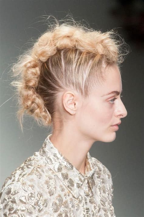 20 Crazy Catwalk Hairstyles Hairstyle Catalog