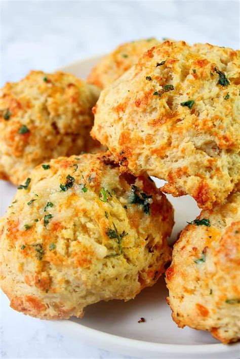 Easy Cheddar Bay Biscuits Recipe Crunchy Creamy Sweet
