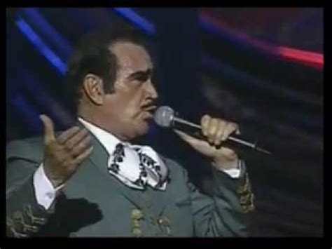In 2005, fernández opened a covered rodeo arena on his ranch outside of guadalajara. Vicente Fernandez en Concierto - YouTube