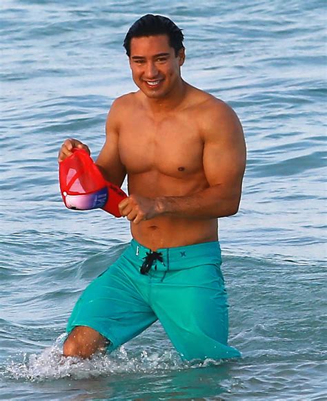 Celebrity Entertainment Shirtless Mario Lopez Still Has The Muscles