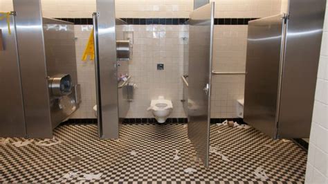 Tips For Keeping Public Restrooms Clean