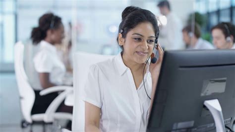 5 Tips for Choosing a Call Center Service Provider