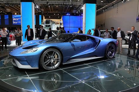 First Of The 2017 Ford Gt Supercars Is Produced