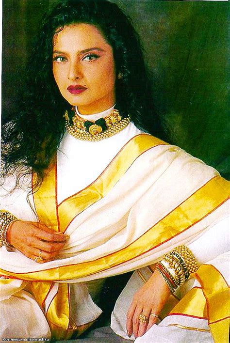 Pin By Людмила ПЛИС On Art И Н Д И Я 2 Vintage Bollywood Indian Film Actress Diva Fashion