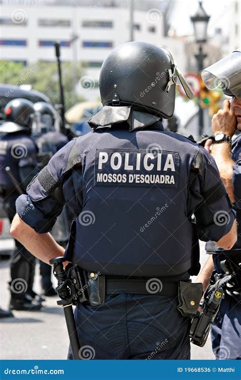 Police Intervention Barcelona Spain Editorial Photo Image Of Hurt