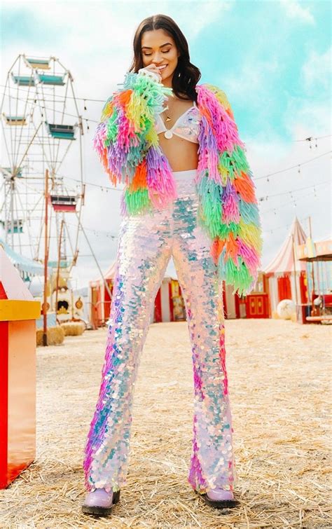 the 35 best matching sets for this festival season women of edm festival outfits rave