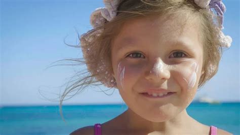 Portrait Beautiful Little Girl Having Fun Sea Cute Smiling Panama ⬇