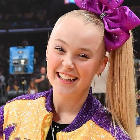 Jojo Siwa Exclusive Interviews Pictures And More Entertainment Tonight