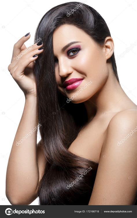 Frau mit langen dunklen Haaren — Stockfoto © Svetography #172166718
