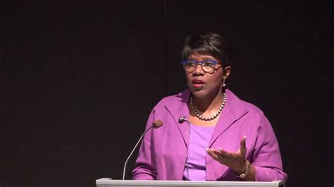 Gwen Ifill Talks Politics And Media At Colorado College Youtube