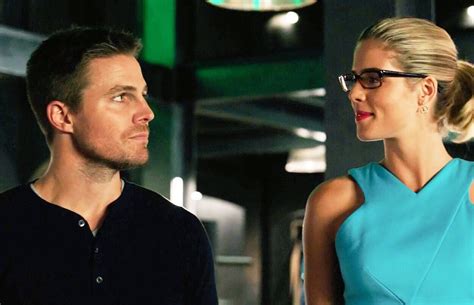 Oliver And Felicity Arrow Photo 39964982 Fanpop