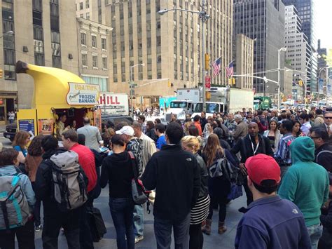 Bluth Banana Stand Hits Nyc Arrested Development Viral Marketing