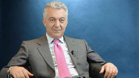 Finalmente, nella conferenza stampa del 2 maggio 2020 presso il dipartimento di protezione civile, le dichiarazioni illuminanti del. Mascherine finite, il commissario Domenico Arcuri: "La ...