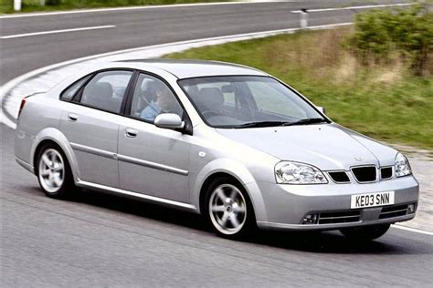 Daewoo Nubira (2003 - 2005) used car review | Car review | RAC Drive