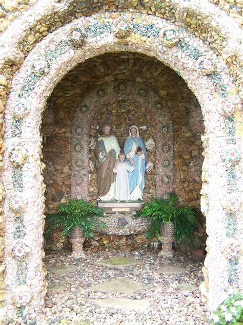 St Josephs Grotto Catholic Shrines Shrine Prayer Garden