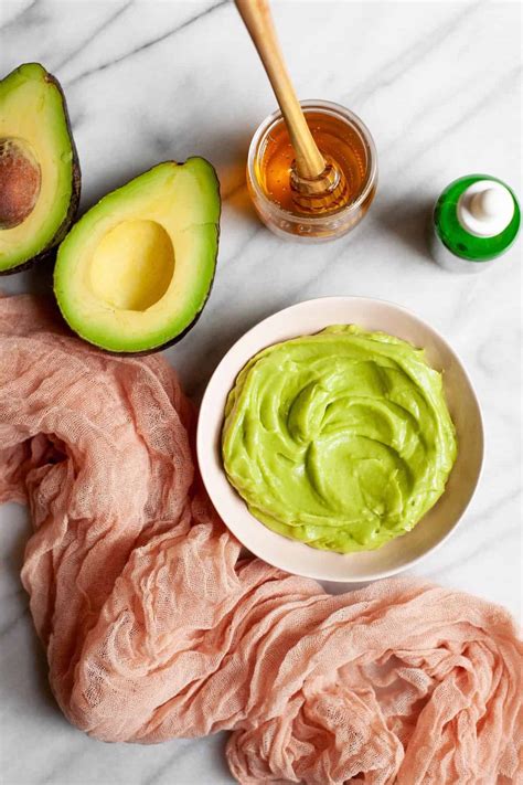 There are several things that make hair need moisturizing treatments and reconstructing treatments. Whipped Avocado, Honey, and Olive Oil Deep Conditioning ...