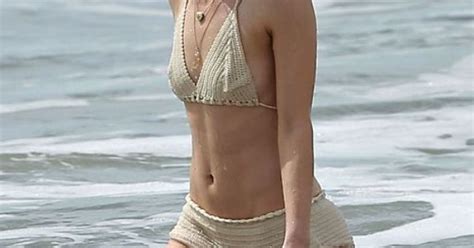 Emily Browning In Bikini On The Set Of The Shangri La Hot Sex Picture
