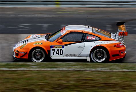Porsche 911 Gt3 R Hybrid Races In The Usa And China Flatsixes