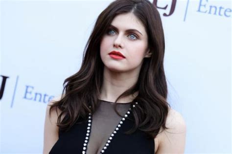 Alexandra Daddario At Burying The Ex Premiere In Hollywood Hawtcelebs