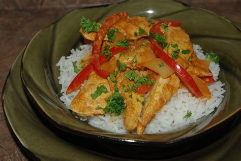 Add curry paste, coconut milk, and sugar. Mennonite Girls Can Cook: Thai Curry Chicken in Coconut Milk