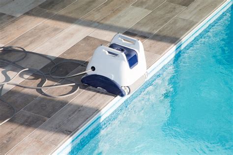 The Best Automatic Pool Cleaners In Shelf