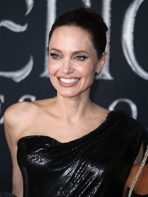 Angelina Jolie Stuns In A Black Dress At Maleficent Mistress Of Evil