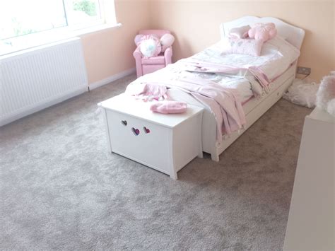 And now, this can be a first impression: Bedroom Carpets | Cheadle Floors | Floor Layer Manchester