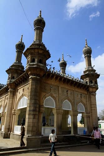 A(z) meccs című videót krisztian500 nevű felhasználó töltötte fel a(z) sport kategóriába. Charminar & Mecca Masjid : Two monuments in the heart of ...