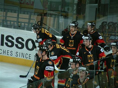 Deshalb sollen die stars um routinier yannic. Bundestrainer (Eishockey)