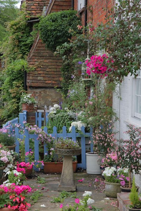 Cottage Colours | Cottage garden, Cottage, Colours