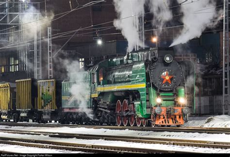 P36 0120 Russian Railways Steam 4 8 4 At Moscow Russia By Parker