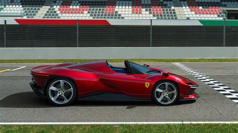 Ferrari Unveils The Stunning Daytona Sp3 Limited Edition Targa