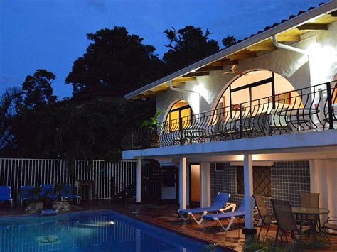 509158 Affordable Luxury Charming Hillside Villa