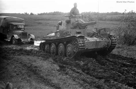 Panzer 38t 442 Of The 7 Panzer Division World War Photos