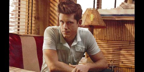 Aaron Tveit Catch Me If You Cans Star On The Rise Featured In